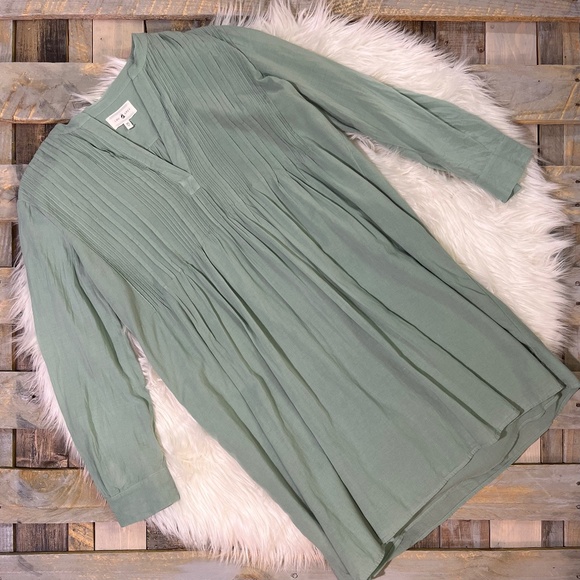 Lou & Grey [LOFT] Pintuck Mini Dress NWT Light Sage Green + V-Neck | XS · Small - Picture 3 of 14